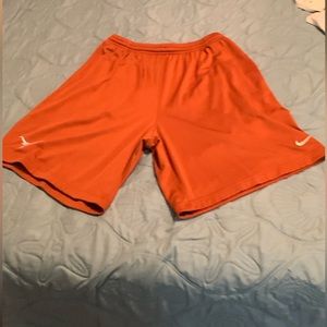 Nike Texas Longhorns Shorts - Large